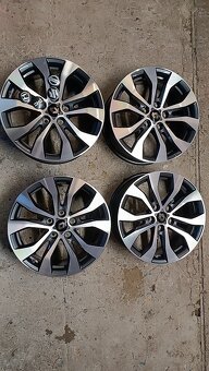 R17 5x114,3 mm ALU disky antracitovo-leštené - 5