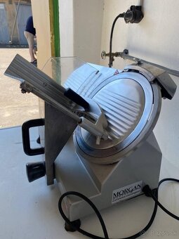 Priemyselný krájač (slicer) na mäso – Morgan Catering Equipm - 5