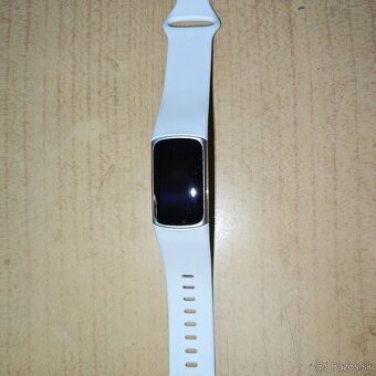 Predám Fitbit Charge 6 - 5