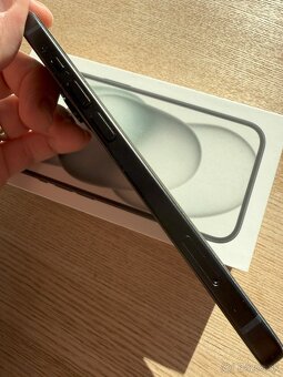 Apple iPhone 15 256 GB Black - 5