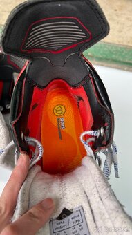 Korcule CCM ft490 velkost 8,5D - 5