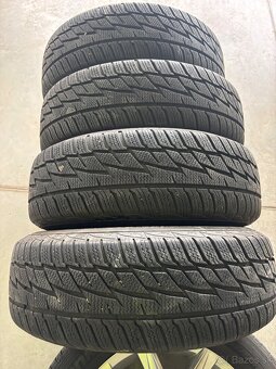 Predám original disky s pneu + puklice vw golf 6 - 5