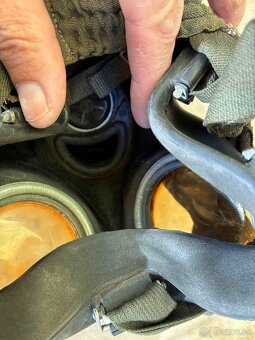 Nemecká plynová maska REZERVOVANA - 5