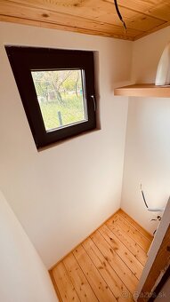 Ladice - Krásny stavebný pozemok 863 m2 s chatkou - 5