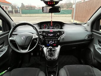 Lancia Ypsilon Gold 1.2i - 5