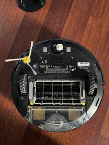 Robotický vysávač iRobot Roomba 780 - 5