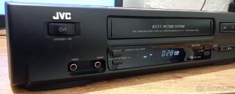 JVC HR-J448 .... videorekorder... - 5
