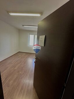 Kancelária v centre mesta ul Ferka Urbánka15 m2 - 5