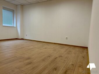 Predaj - Administratívna budova - Zlaté Moravce - 5