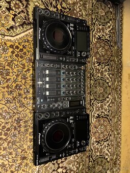 Pioneer CDJ 2000 / Reloop RMX 60 - 5