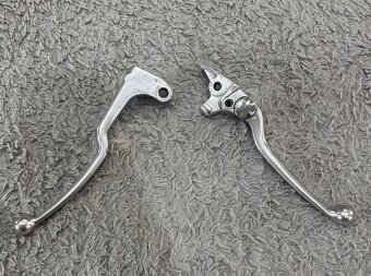 Predam riadidla a packy na Yamaha MT 09 r.v. 2015 - 5