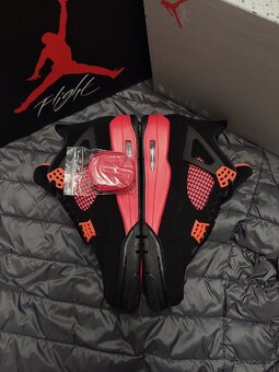 Air jordan 4 retro thunder red - 5