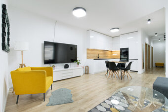 BOSEN | Posledný rodinný dvojdom vo Veľkom Mederi v našej po - 5