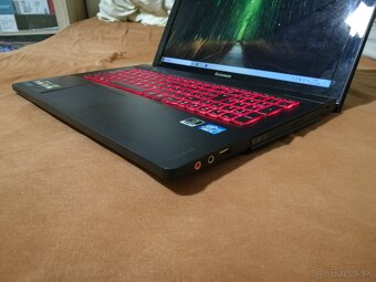 Lenovo Y500. i7-4-jadro. 15,6 FHD. 16 GB RAM. 256 GB SSD+1TB - 5