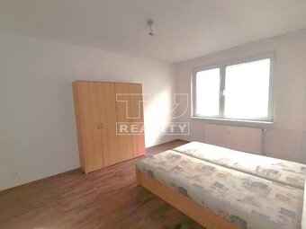 NA PREDAJ 2- IZBOVÝ BYT V TRENČ. TEPLICIACH, SNP 67 M2 S... - 5