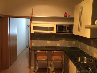 Prenajom izby v 2izb. byte Gercenova, Petrzalka - 5