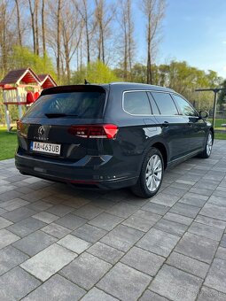 VW Passat 2.0 TDi model 2021 - 5