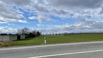 Pozemok 1002m2, Drahovce, okr.Piešťany - 5