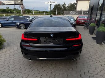 BMW Rad 3 320d x-Drive A/T M-Sport Edition SK ŠPZ - 5