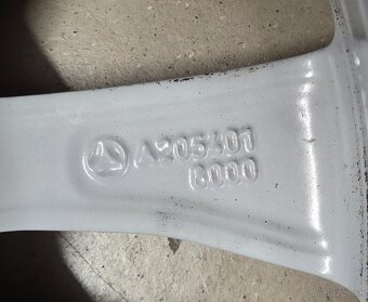 Mercedes 17" - 5