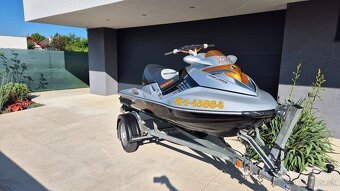 Vodný skúter Sea-Doo RXT 255 - 5