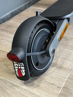 Xiaomi Electric Scooter 4 Ultra - 5
