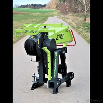 Štiepkovač špalíkovač za traktor s řemenovým převodem - 5