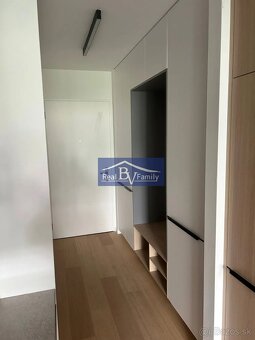 PRENÁJOM, VAJNORSKÁ, NOVÉ MESTO - 1 IZBOVÝ BYT - 5