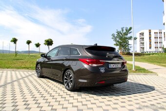 Hyundai i40 CW 1.7 CRDi Premium A/T,1.Majiteľ,kupované SR - 5