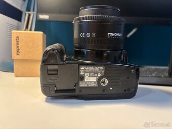 Canon EOS 400D + Yongnuo 35mm f/2 - 5