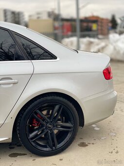 AUDI A4 B8 - 5