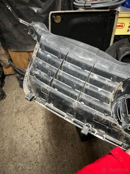 Predna maska vw passat b5.5 - 5