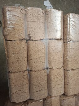 Brikety RUF 960kg - paleta. - 5
