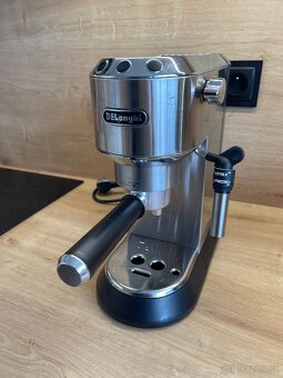 Predam kavovar Delonghi Dedica - 5