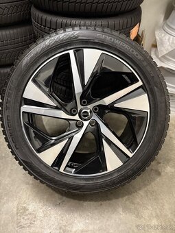 Nepoužitá zimná sada Volvo XC90 - 5x108 R20 , 275/40/20 - 5