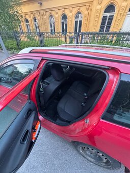 Predám Peugeot 206 sw 1.4 HDI 50kw 2005 - 5