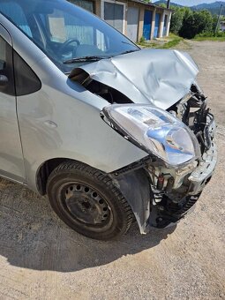 Toyota yaris 2006 - 5