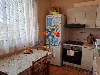 Slnečný, 3-izbový byt P R E D A N E - 5