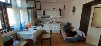 Rodinný dom v obci Modrová – ideálny na bývanie aj... - 5