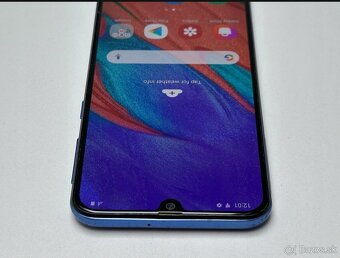 Samsung Galaxy A40 modrý/čierny - 5