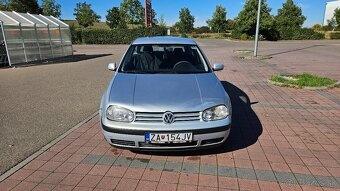 Golf IV 1.6 - 5