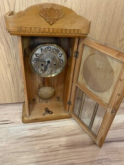 Staré nástenné hodiny - 5