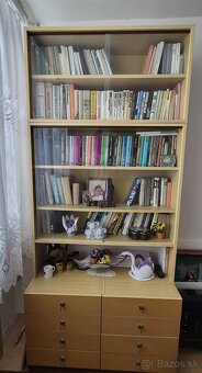 Skrinky, knižnica, posteľ - 5