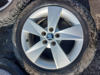 ELEKTRÓNY PNEUMATIKY ŠKODA R15 5X100 6JX15 ET43 - 5