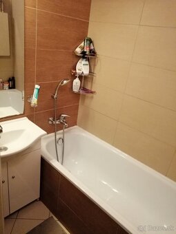 Prenájom 2i bytu na Narcisovej ul. v Ružinove - 5