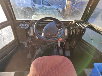 Predám traktor 4x4 - 5