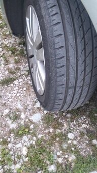 Touran 1,9tdi 66kw facelift - 5