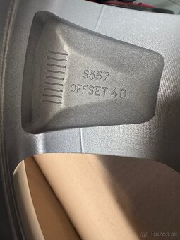 Elektrón Hyundai R16 - 5