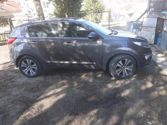 KIA Sportage 1.7 CRDI - 5