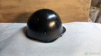 Stará vojenská prilba - 5
